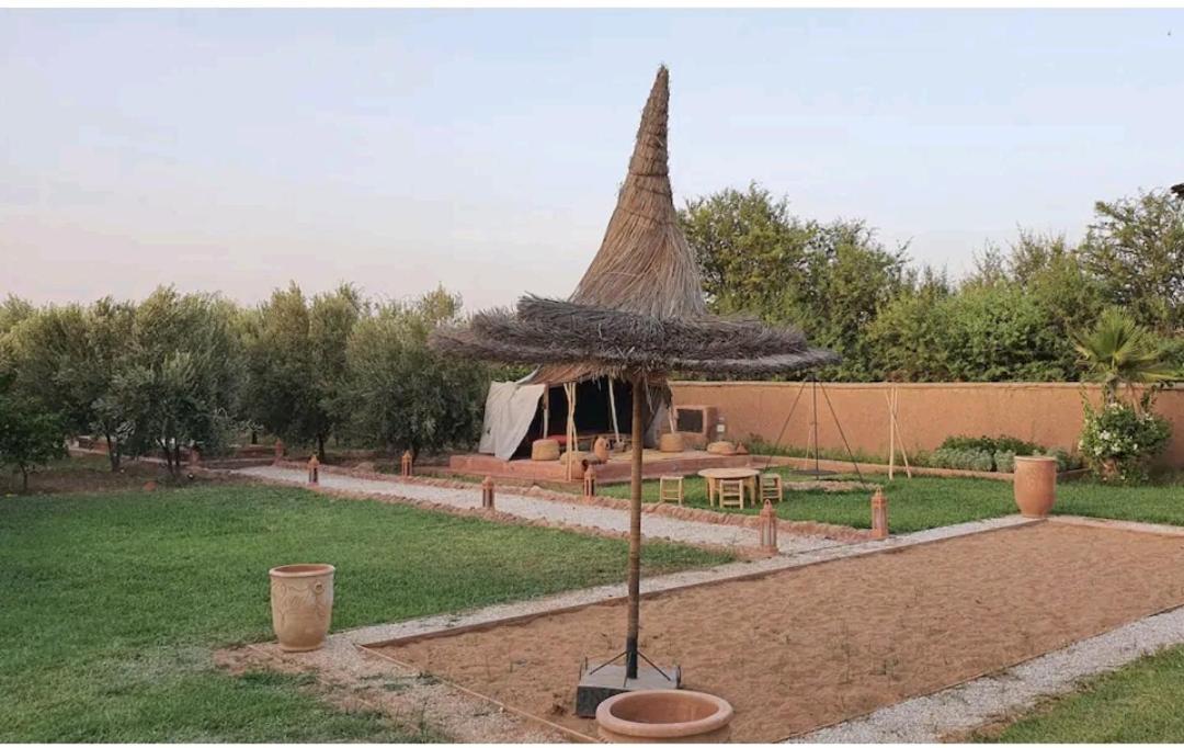 Riad - Jnan Bnati - Pool مراكش المظهر الخارجي الصورة